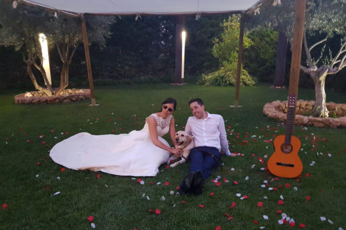 una boda muy especial pose