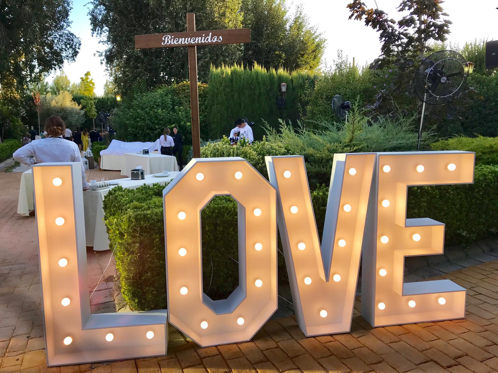 5ca0ba38-c96c-4ba9-9566-e06999f87e5c Imágenes de un año de bodas