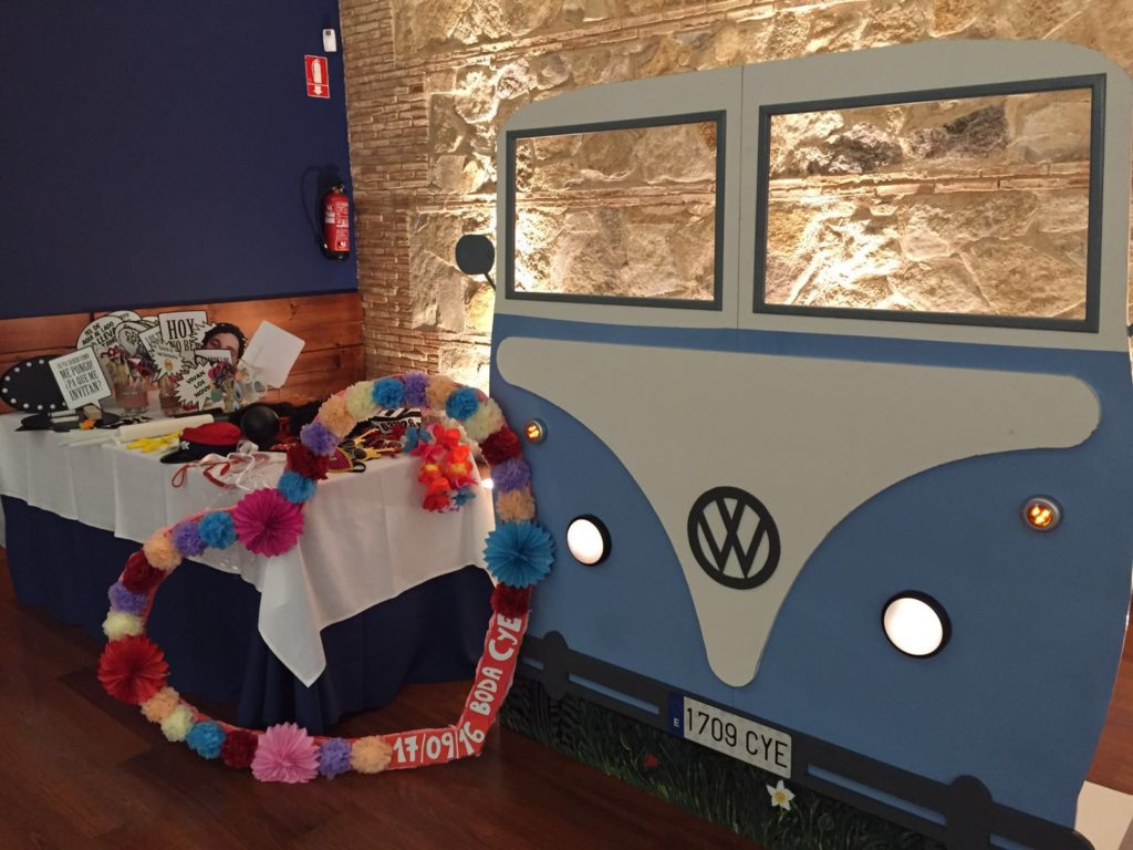 una boda con identidad tren